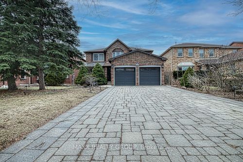 3650 Baird Crt, Mississauga, ON, L5L4T4 | Card Image