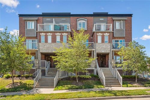 d-20 Sienna St, Kitchener, ON, N2R0H6 | Card Image