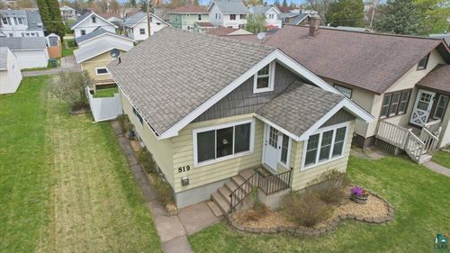 819 N 22nd St, Superior, WI, 54880-5111 | Card Image