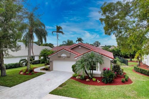 814 Heron Rd, Weston, FL, 33326-3347 | Card Image