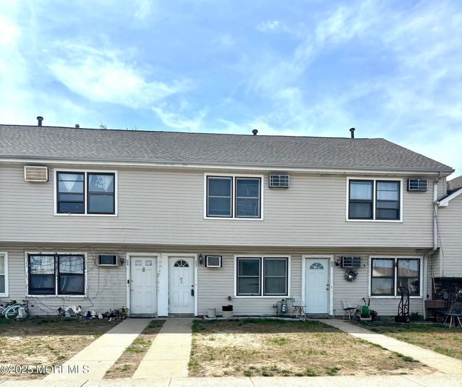 82 Sawmill Rd, Condo with 2 bedrooms, 2 bathrooms and null parking in Brick NJ | Image 16