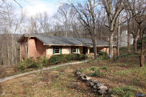 1707 Mountainbrook Dr Se, Huntsville, AL, 35801-1355 | Card Image