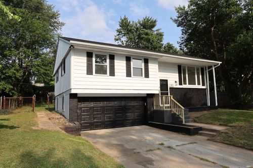 3829 Eastmont Dr, South Bend, IN, 46628-3807 | Card Image