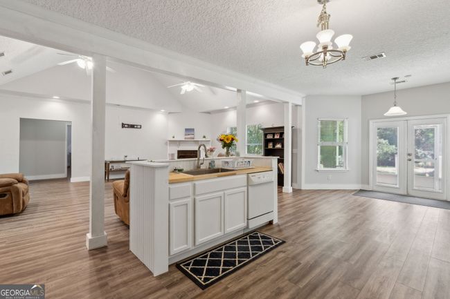 389 Magnolia Dr, House other with 3 bedrooms, 2 bathrooms and null parking in Waverly GA | Image 16