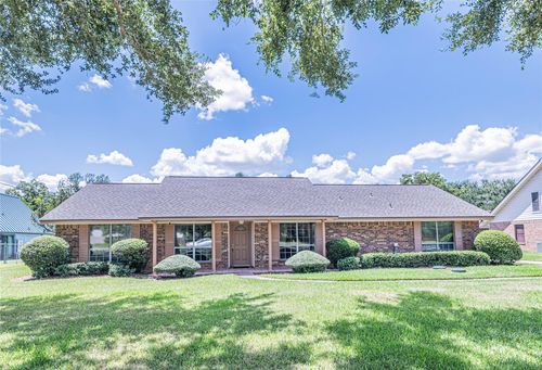 2254 Sterling Dr, Pearland, TX, 77584-8545 | Card Image