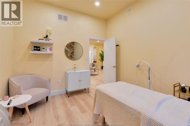 4667 Wyandotte St E, Home with 0 bedrooms, 0 bathrooms and null parking in Windsor ON | Image 39