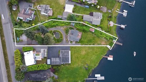 5104 Nw Sammamish Rd, Issaquah, WA, 98027-9367 | Card Image