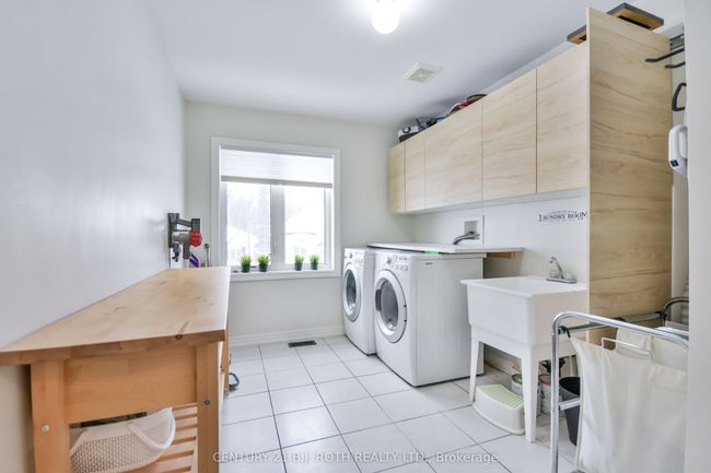 212 Maplewood Dr, House other with 3 bedrooms, 3 bathrooms and 4 parking in Angus ON | Image 23