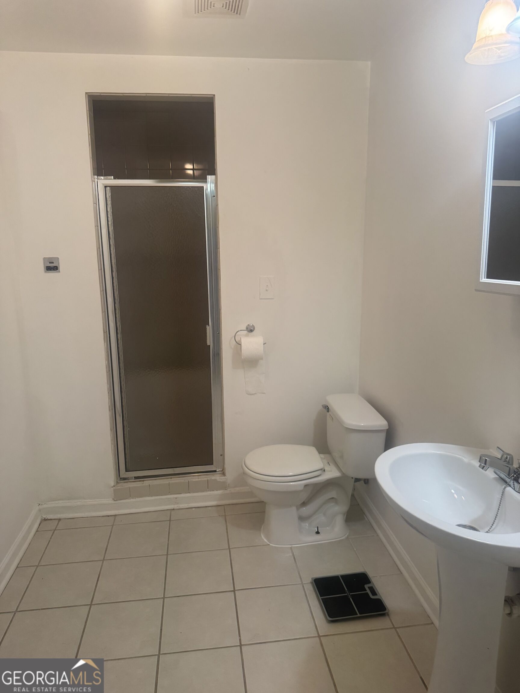 Residential Lease in College Park 3