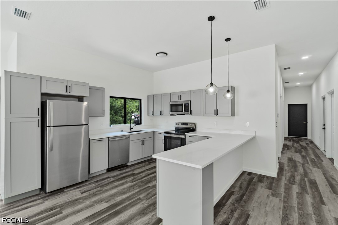 Residential Lease in Lehigh Acres 4