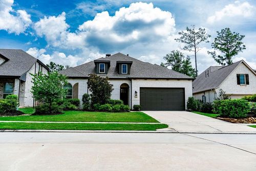 17469 Chestnut Cove Dr, Conroe, TX, 77302-5685 | Card Image