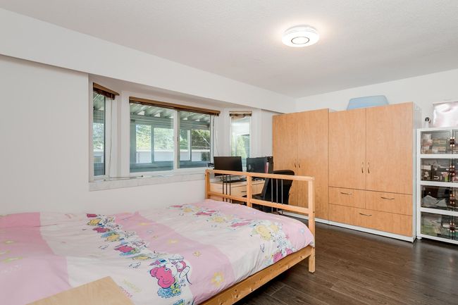 6074 Sherbrooke St, House other with 6 bedrooms, 4 bathrooms and 2 parking in Vancouver BC | Image 15