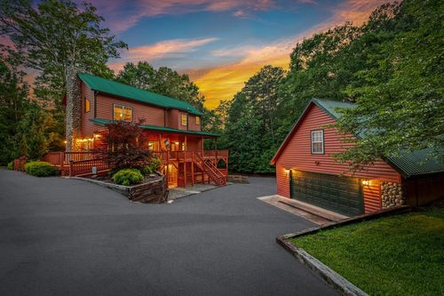 414 Mulkey Dr, Murphy, NC, 28906-7004 | Card Image