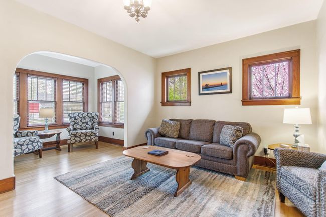 24-web-or-mls-225-van-buren-st | Image 24