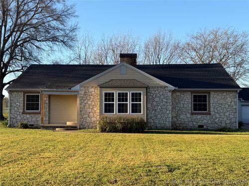 408 W Blair Ave, Wilburton, OK, 74578-3422 | Card Image