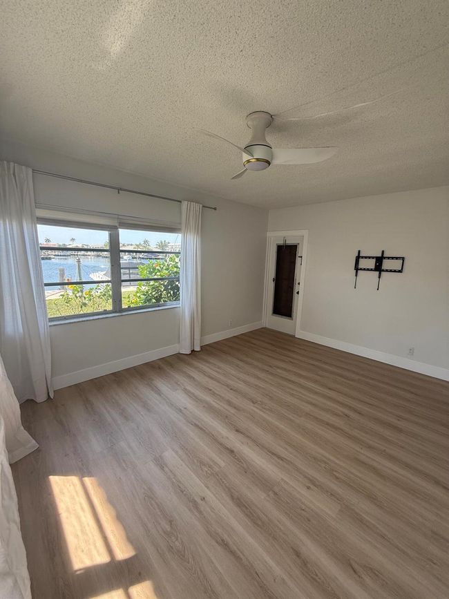 APT-1B - 2613 Ne 28 Th Ct, Condo with 2 bedrooms, 2 bathrooms and null parking in Lighthouse Point FL | Image 13