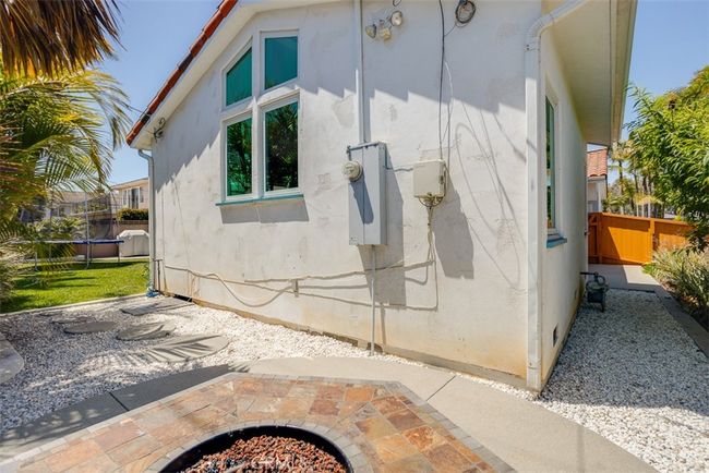 1660 Catalina Ave, House other with 3 bedrooms, 3 bathrooms and 1 parking in Seal Beach CA | Image 48