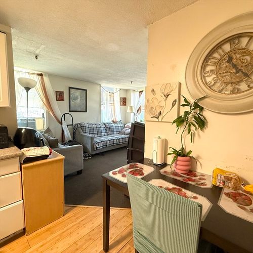 apt-4d-46 Amesbury St, Lawrence, MA, 01840-1307 | Card Image