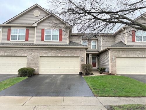 852 Beech Drive, Elgin, IL, 60120 | Card Image
