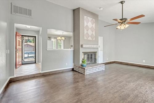 736 Mabel C Fry Blvd, Yukon, OK, 73099-2810 | Card Image