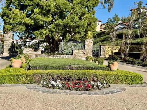 4 Teramo Ct, Newport Coast, CA, 92657-1535 | Card Image