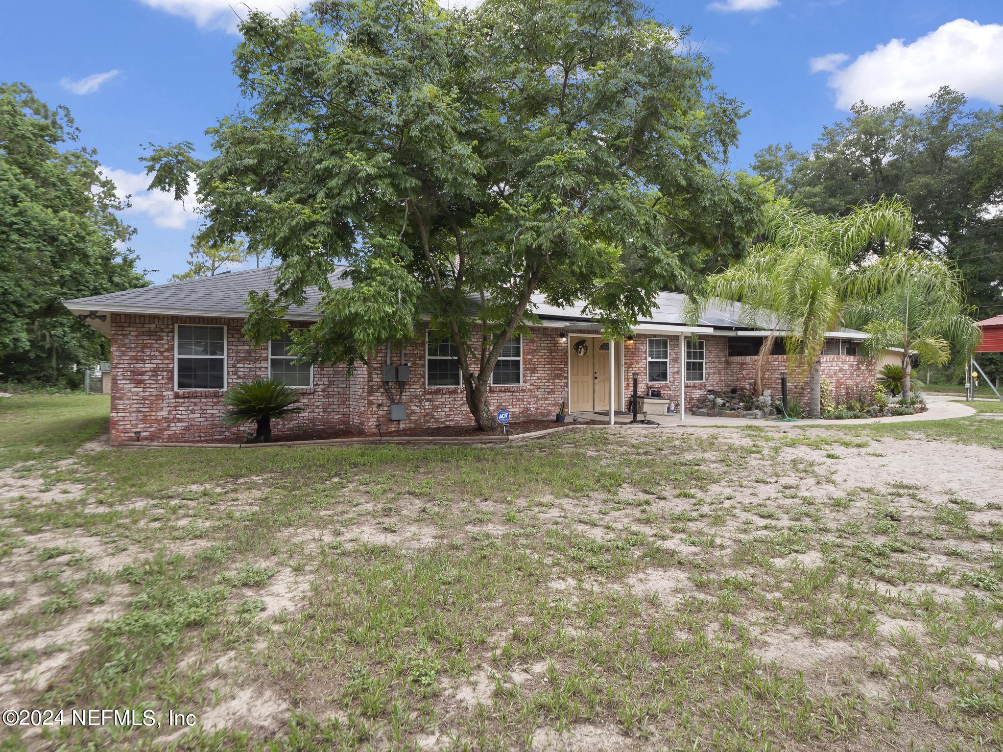 Union Ave, Crescent City, FL 32112