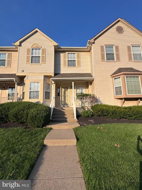 216 Waverly Ct, ROBBINSVILLE, NJ, 08691-3074 | Card Image