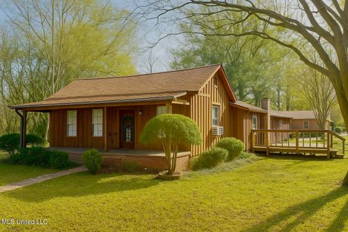 16 Fava St, Alligator, MS, 38720-1001 | Card Image