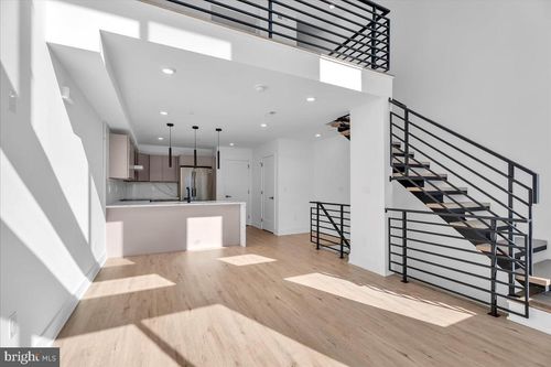 2-2615 E Boston St, PHILADELPHIA, PA, 19125-3716 | Card Image