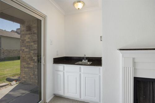 1086-5300 Keller Springs Rd, Dallas, TX, 75248-2702 | Card Image