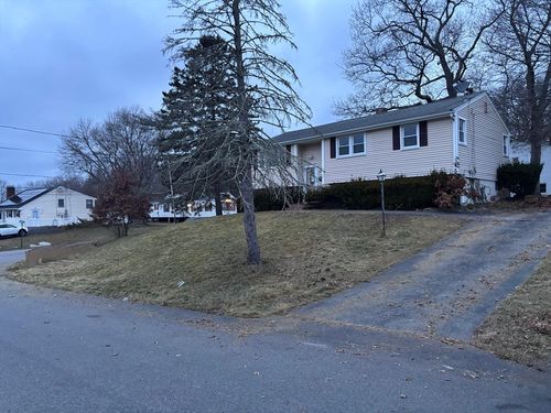 66 Thomas St, Brockton, MA, 02302-2449 | Card Image