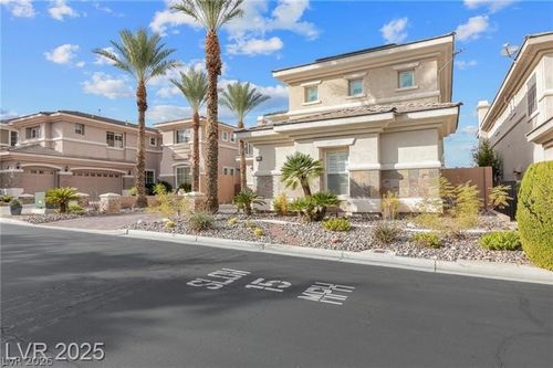 425 Pinnacle Heights Ln, Las Vegas, NV, 89144-0804 | Card Image