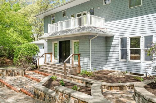 4 Bayview Ave, Shelter Is Ht, NY, 11965 | Card Image