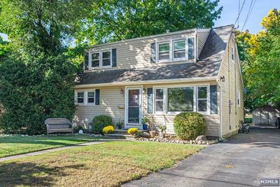 12 Central Avenue, House other with 3 bedrooms, 1 bathrooms and null parking in Pompton Lakes NJ | Image 2