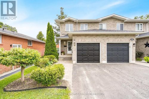 79 Sanford St, Barrie, ON, L4N3C6 | Card Image