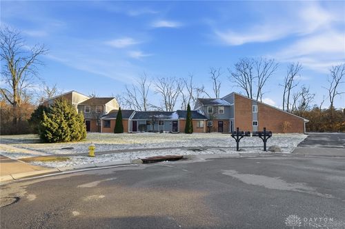 9515 Centerbrook Ct, Dayton, OH, 45458-5513 | Card Image