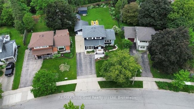 125 Macgregor Cres, House other with 3 bedrooms, 2 bathrooms and 5 parking in Waterloo ON | Image 48