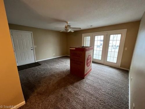 2624 Guyer St, High Point, NC, 27265-2508 | Card Image