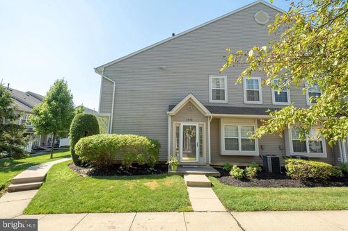 5408 Essex Ln, MOUNT LAUREL, NJ, 08054-6717 | Card Image