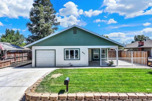 817 Jefferson St, Winters, CA, 95694-1503 | Card Image