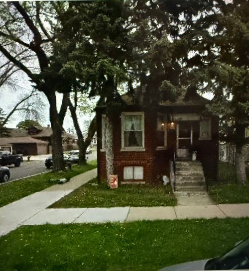 1700 N Parkside Ave, Chicago, IL, 60639-4105 | Card Image