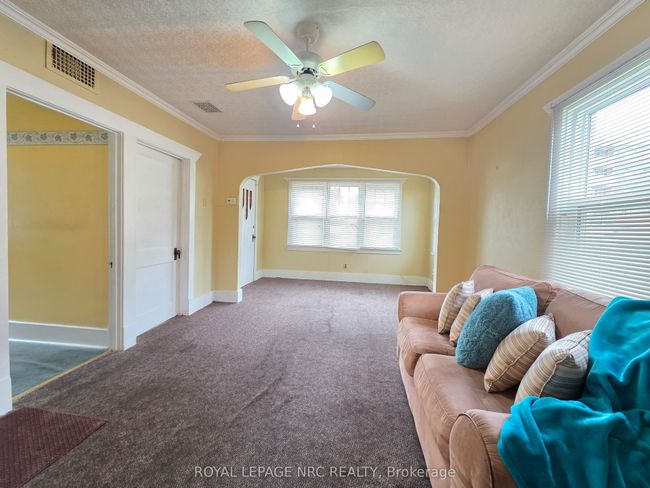 103 Main St E, House other with 2 bedrooms, 1 bathrooms and 2 parking in Port Colborne ON | Image 8