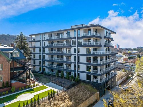 unit-702-145 Biltmore Ave, Asheville, NC, 28801-4174 | Card Image