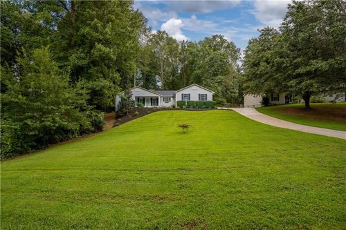 4340 Oak Creek Dr, Gainesville, GA, 30506-3508 | Card Image