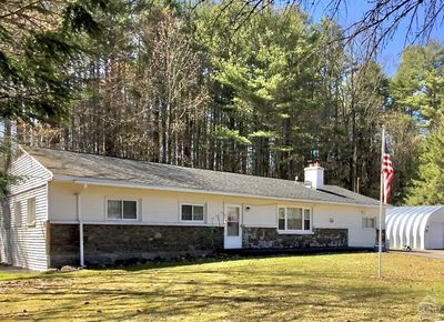 38 Clearwater Dr, Home with 3 bedrooms, 1 bathrooms and null parking in Cairo NY | Image 1