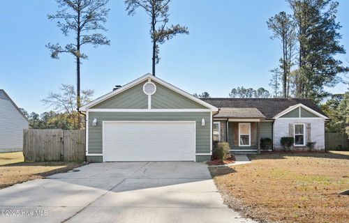2000 Hunters Ridge Dr, Midway Park, NC, 28544-1601 | Card Image