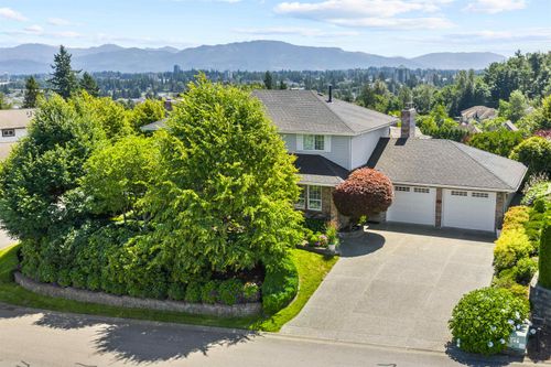 11-3755 Clearbrook Rd, Abbotsford, BC, V2T5A8 | Card Image