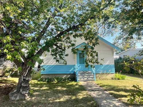 4811 46 Avenue, Forestburg, AB, T0B1N0 | Card Image