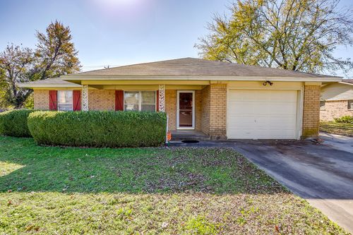 313 Texoma Dr, Whitesboro, TX, 76273-1014 | Card Image