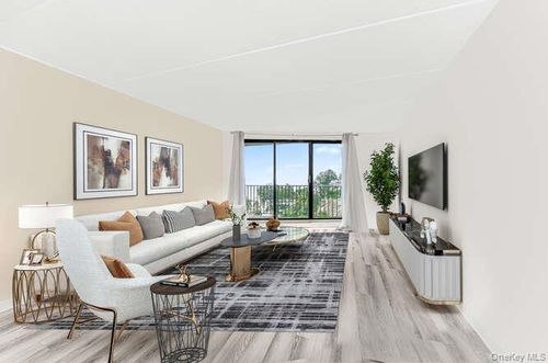 apt-2v-1155 Warburton Ave, Yonkers, NY, 10701-1017 | Card Image